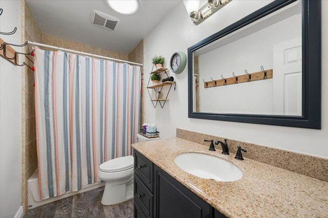 918 Woodpecker Ct, Placerville, CA 95667