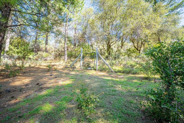 918 Woodpecker Ct, Placerville, CA 95667