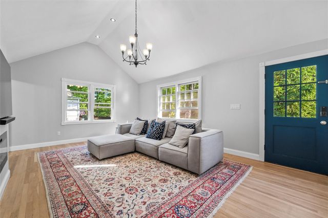 2194 Maple Avenue, Cortlandt Manor, NY 10567