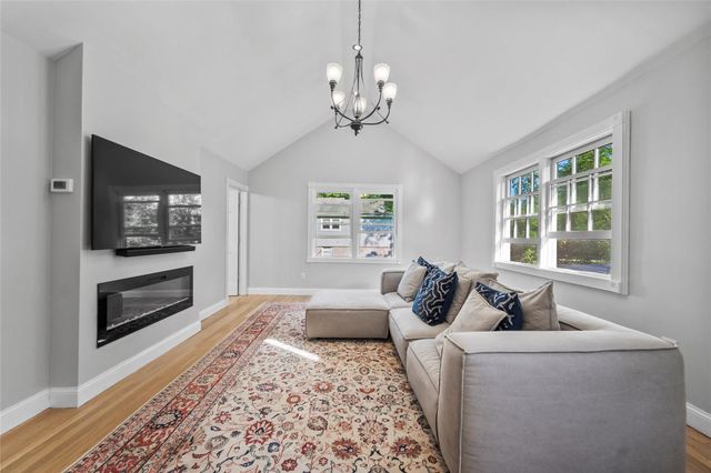 2194 Maple Avenue, Cortlandt Manor, NY 10567