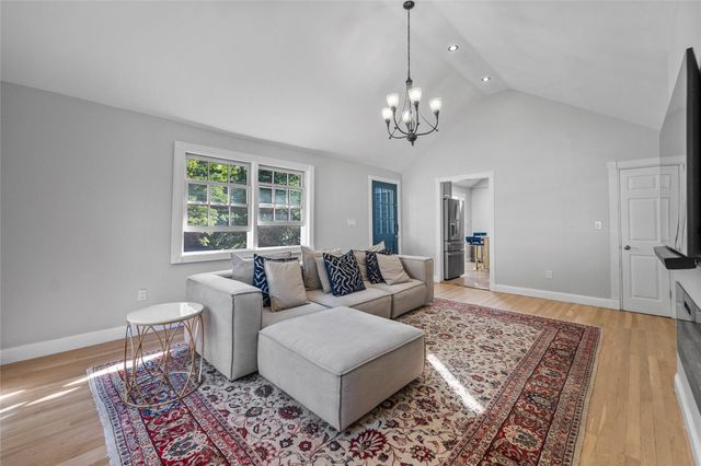 2194 Maple Avenue, Cortlandt Manor, NY 10567