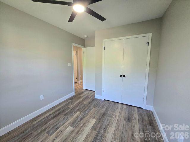 20 Mount Carmel Drive, Asheville, NC 28806