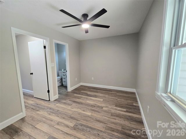 20 Mount Carmel Drive, Asheville, NC 28806
