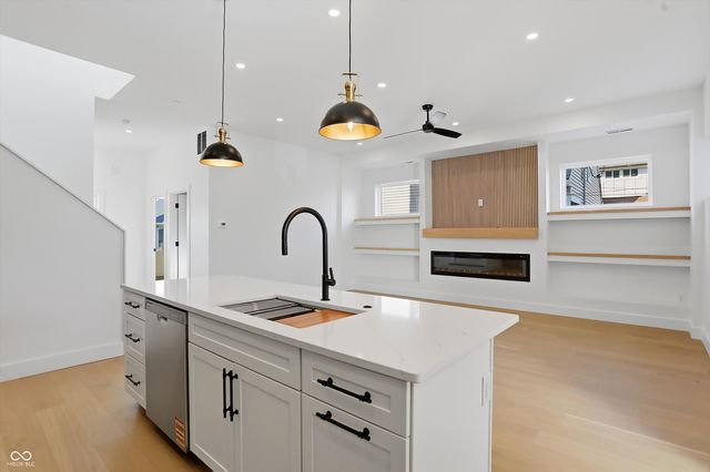 738 Cottage Avenue, Indianapolis, IN 46203