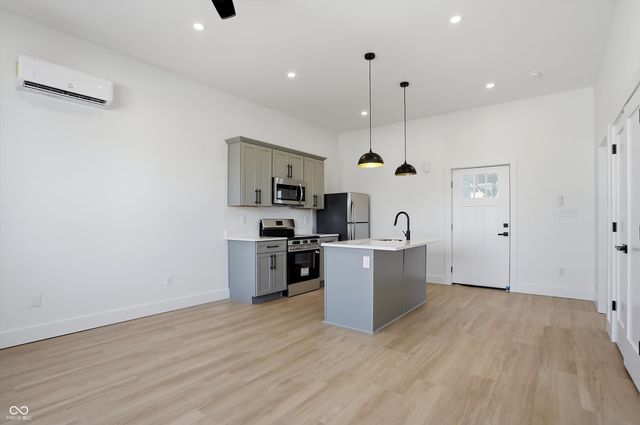 738 Cottage Avenue, Indianapolis, IN 46203