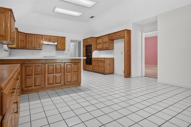 1217 Sharondale Drive, Crowley, TX 76036