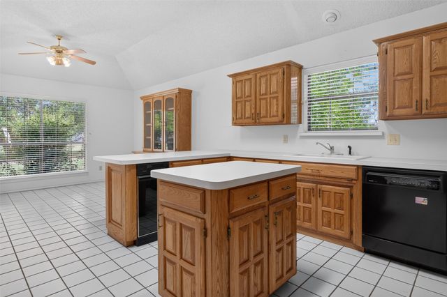 1217 Sharondale Drive, Crowley, TX 76036