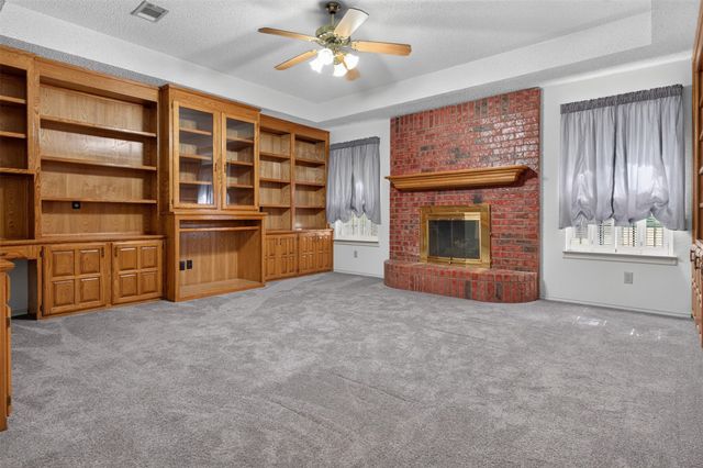 1217 Sharondale Drive, Crowley, TX 76036