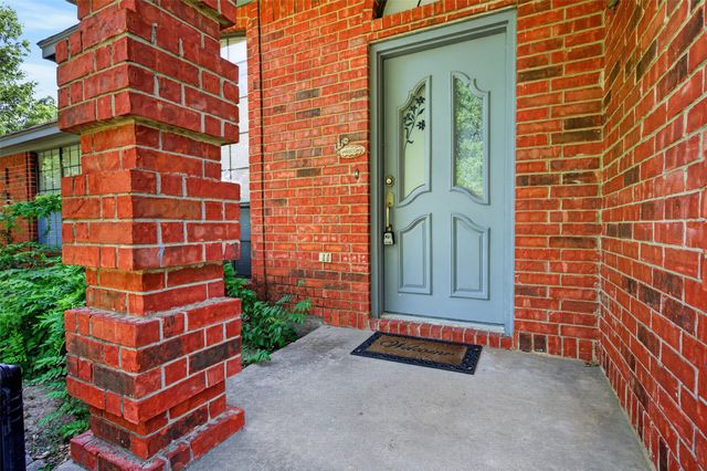 1217 Sharondale Drive, Crowley, TX 76036
