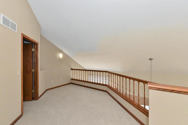 14143 W Waters Edge TRAIL, New Berlin, WI 53151