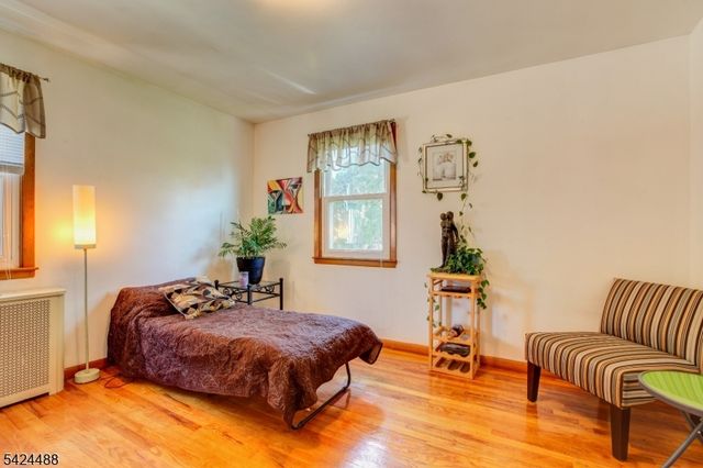116 E 10Th St, Linden City, NJ 07036