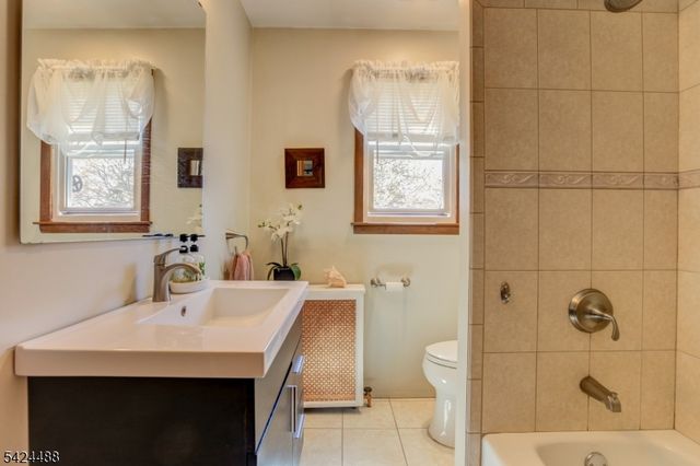 116 E 10Th St, Linden City, NJ 07036