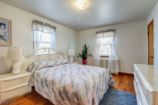 116 E 10Th St, Linden City, NJ 07036