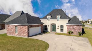 384 Sugarwood Boulevard, Houma, LA 70360