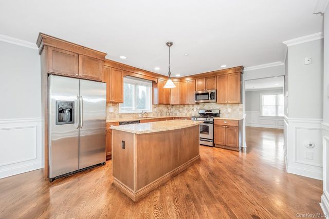 85 Park Avenue RIGHT SIDE, West Harrison, NY 10604