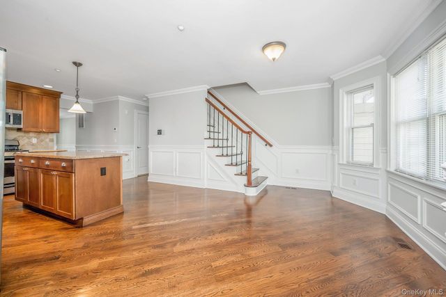 85 Park Avenue RIGHT SIDE, West Harrison, NY 10604