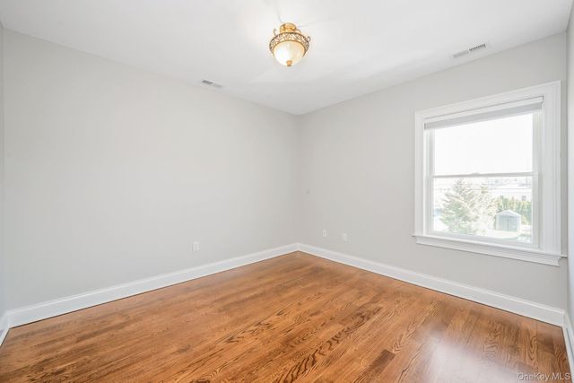 85 Park Avenue RIGHT SIDE, West Harrison, NY 10604