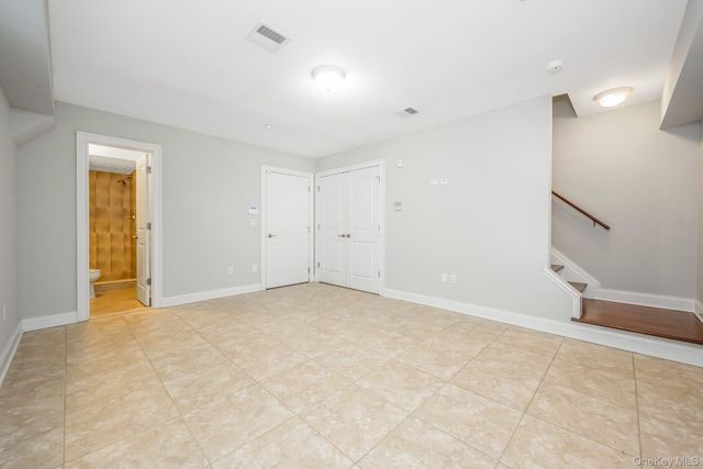 85 Park Avenue RIGHT SIDE, West Harrison, NY 10604