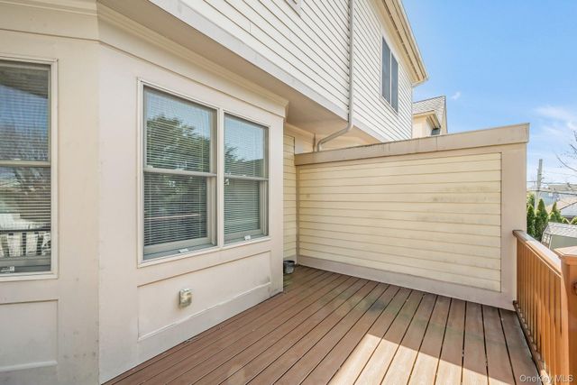 85 Park Avenue RIGHT SIDE, West Harrison, NY 10604