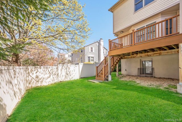 85 Park Avenue RIGHT SIDE, West Harrison, NY 10604