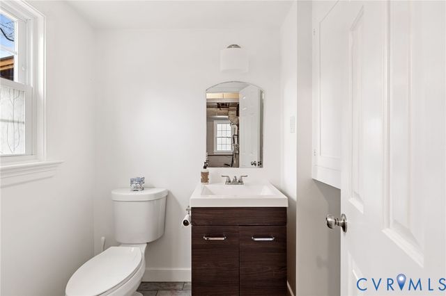 7432 Sandlewood Dr, Richmond, VA 23235