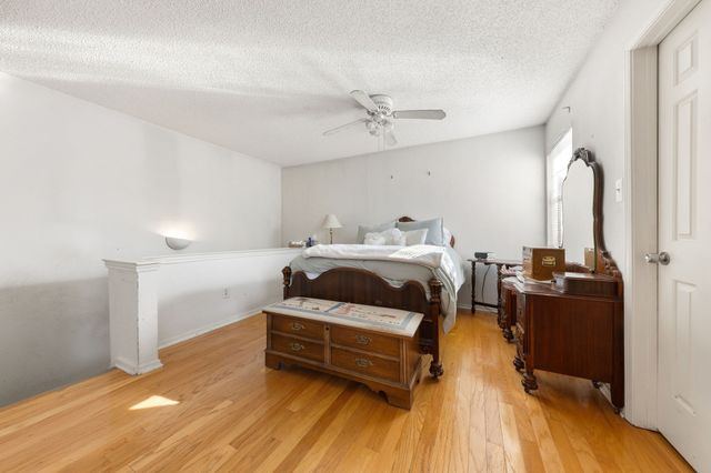 5757 E University Boulevard 26D, Dallas, TX 75206