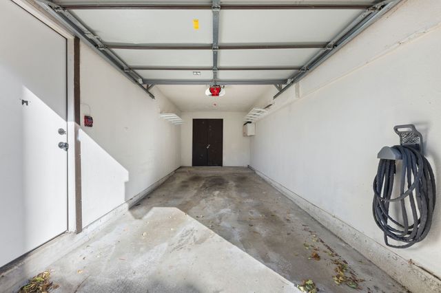 5757 E University Boulevard 26D, Dallas, TX 75206