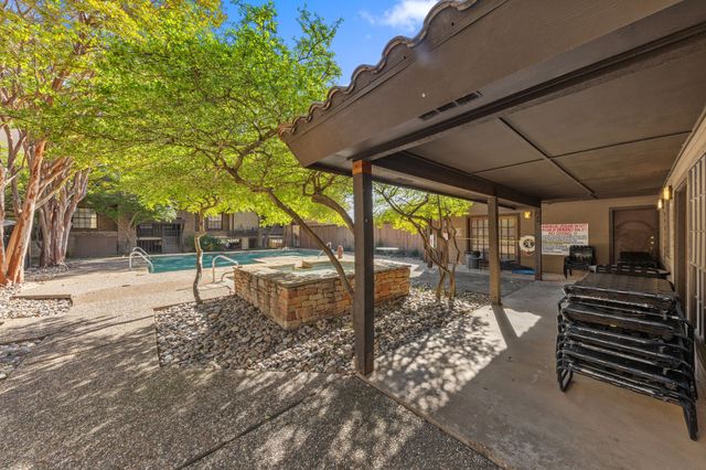 5757 E University Boulevard 26D, Dallas, TX 75206