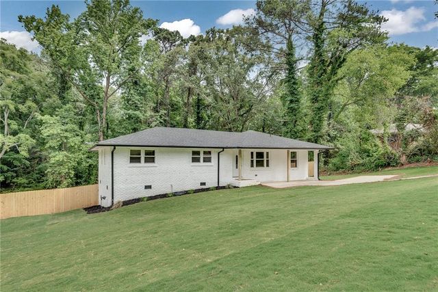 6030 Ridge Drive SE, Mableton, GA 30126