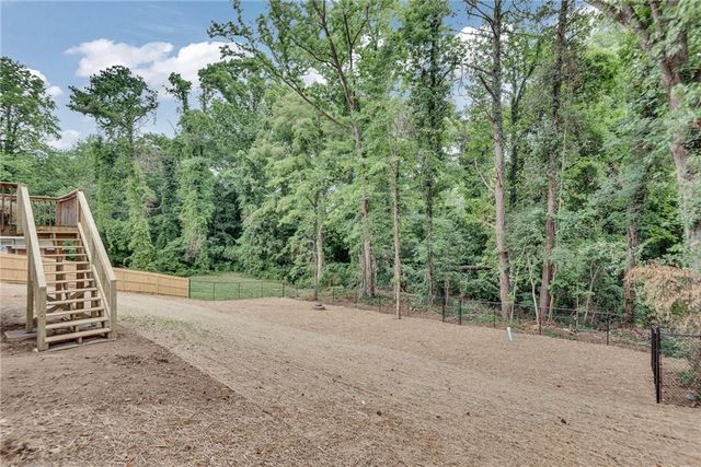 6030 Ridge Drive SE, Mableton, GA 30126