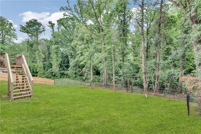 6030 Ridge Drive SE, Mableton, GA 30126
