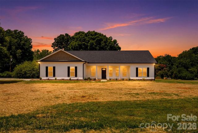 4489 Taylorsville Hwy Highway, Statesville, NC 28677