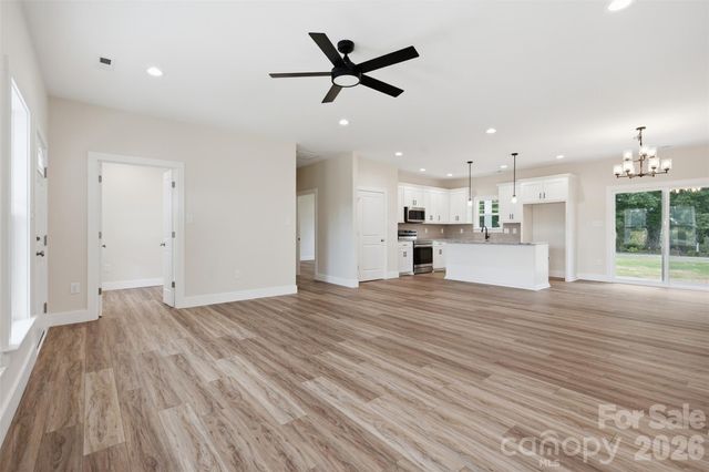 4489 Taylorsville Hwy Highway, Statesville, NC 28677
