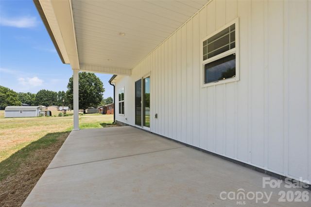 4489 Taylorsville Hwy Highway, Statesville, NC 28677