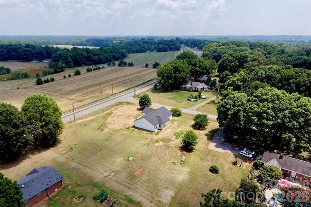 4489 Taylorsville Hwy Highway, Statesville, NC 28677