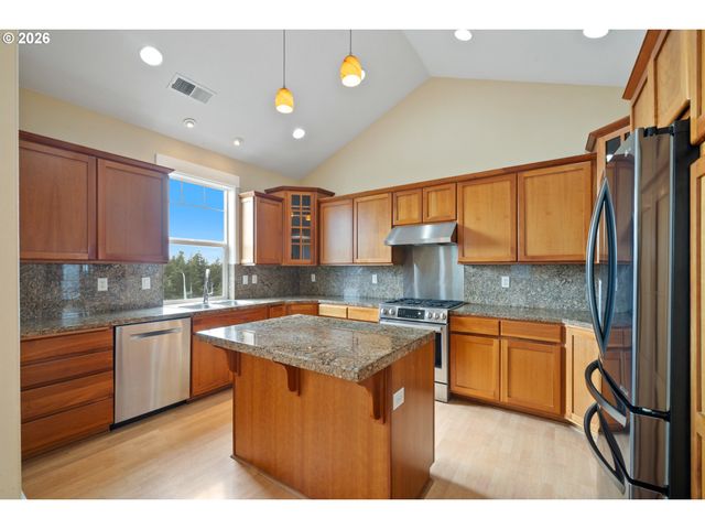 34510 PINYON Dr, Manzanita, OR 97130