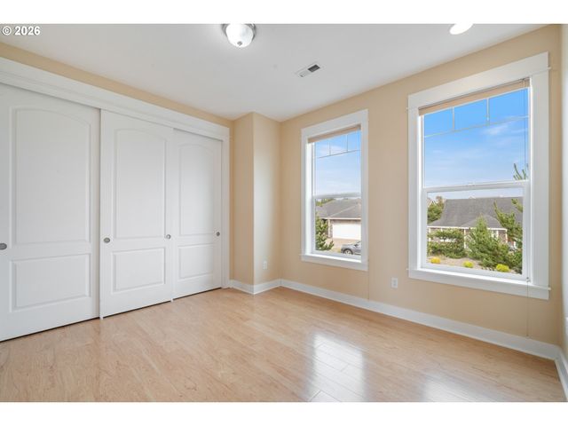 34510 PINYON Dr, Manzanita, OR 97130