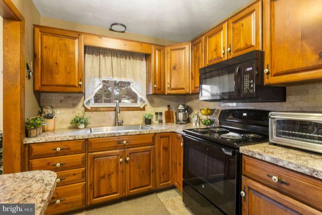 1002 FREDERICK PIKE, Littlestown, PA 17340