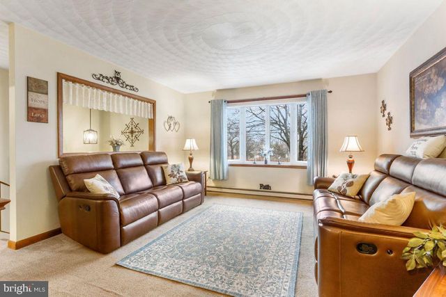 1002 FREDERICK PIKE, Littlestown, PA 17340