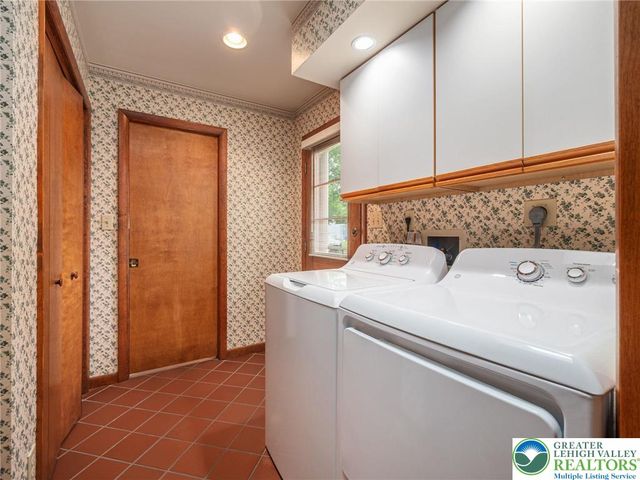 1214 Pennsylvania Avenue, Emmaus Boro, PA 18049