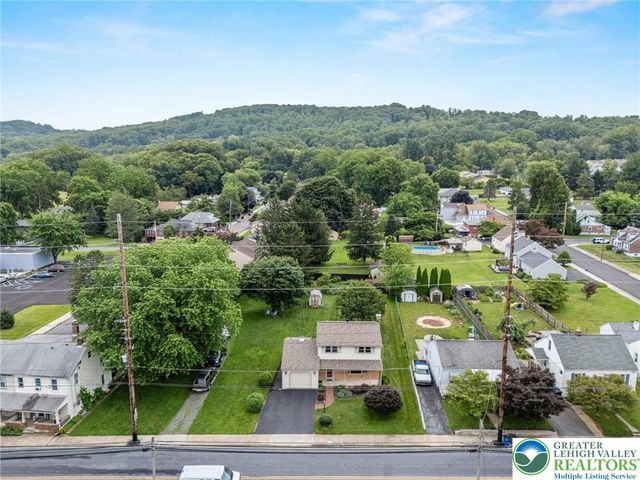1214 Pennsylvania Avenue, Emmaus Boro, PA 18049