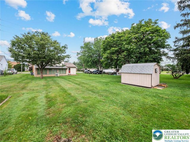 1214 Pennsylvania Avenue, Emmaus Boro, PA 18049