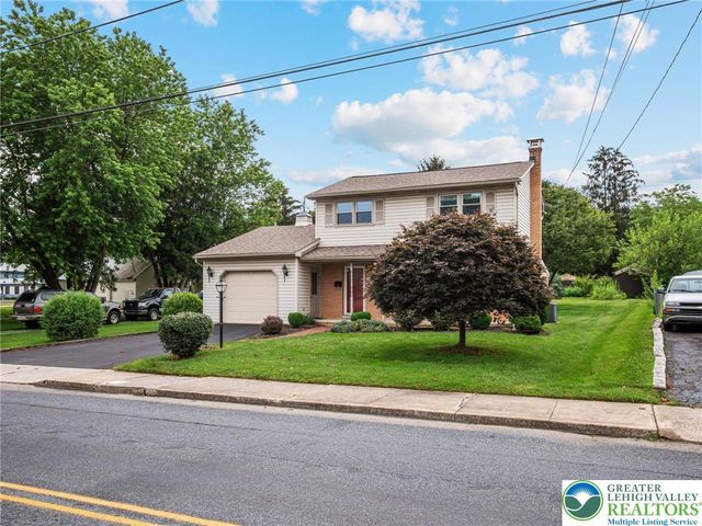1214 Pennsylvania Avenue, Emmaus Boro, PA 18049