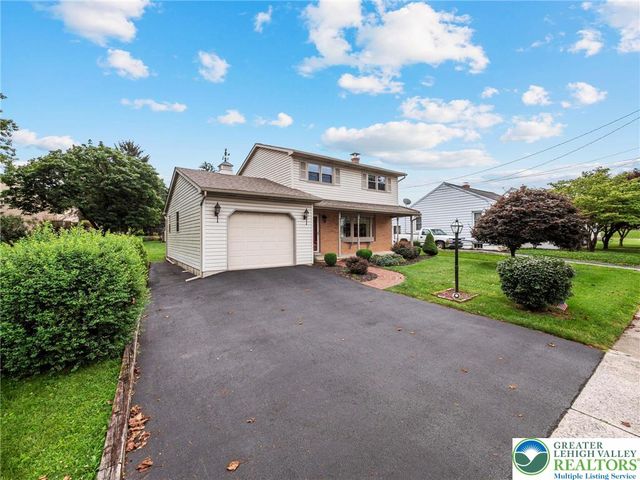 1214 Pennsylvania Avenue, Emmaus Boro, PA 18049