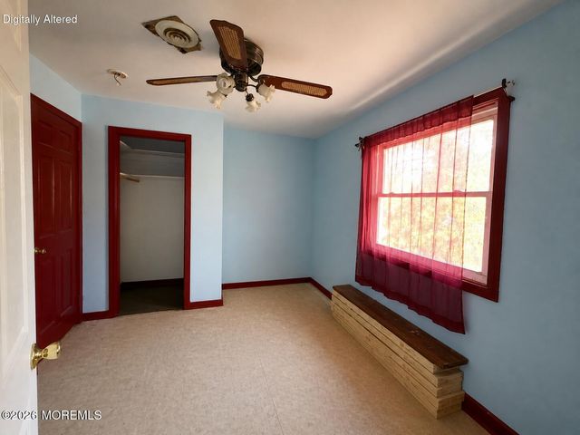134 Mccaffery Road, Manalapan, NJ 07726