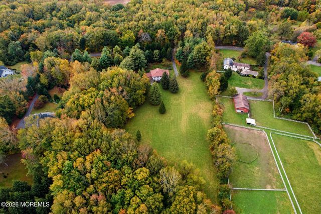 134 Mccaffery Road, Manalapan, NJ 07726