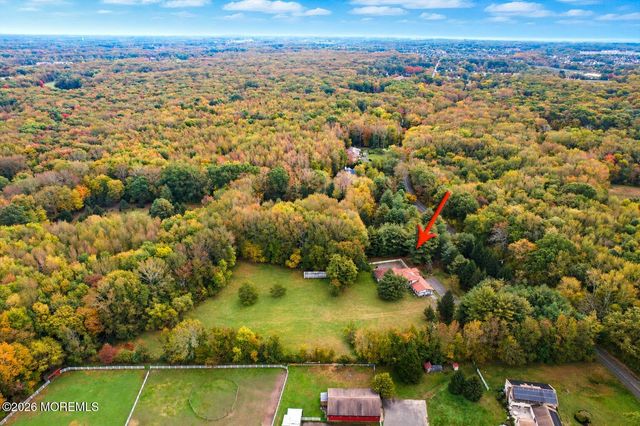134 Mccaffery Road, Manalapan, NJ 07726