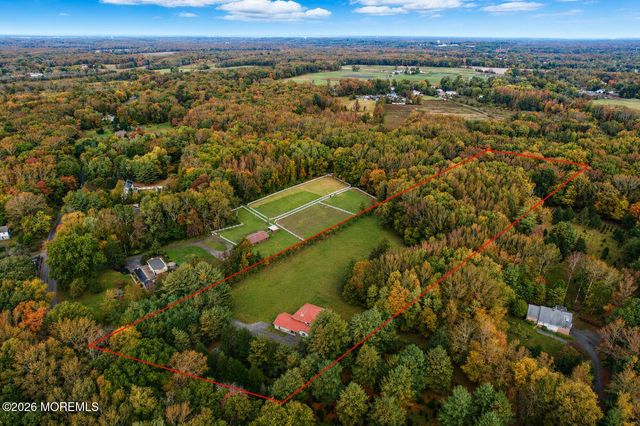 134 Mccaffery Road, Manalapan, NJ 07726