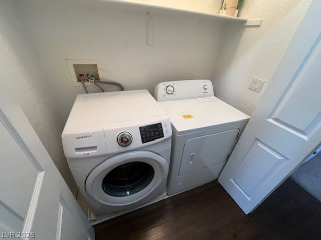 10120 CEDAR KEY Avenue 203, Las Vegas, NV 89129