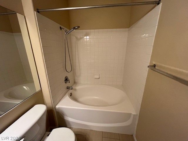 10120 CEDAR KEY Avenue 203, Las Vegas, NV 89129